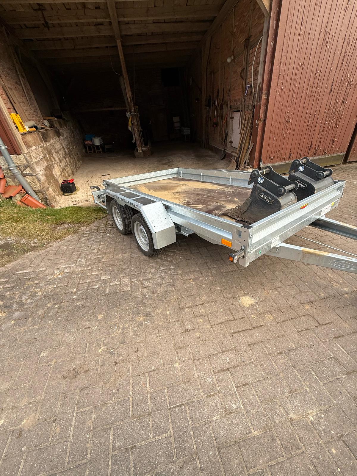 Maschinentransporter